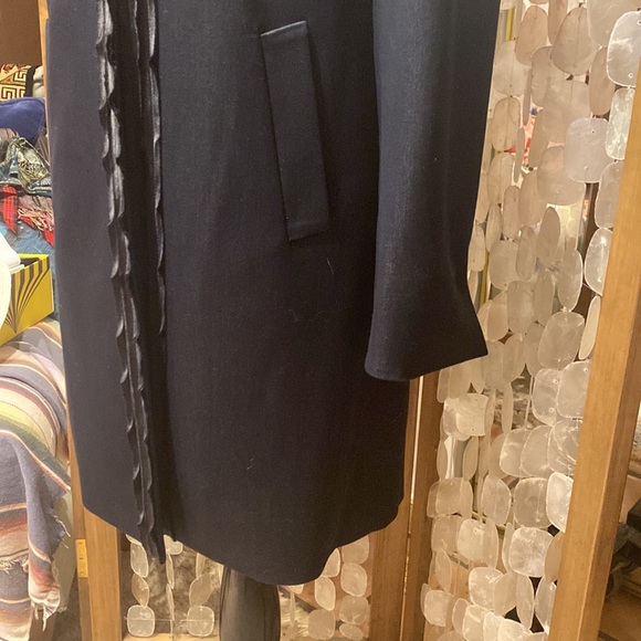 TAHARI Minimalist coat Size Medium Black - Picture 5 of 13